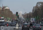 Green Light - Avenue des Champs Elysees